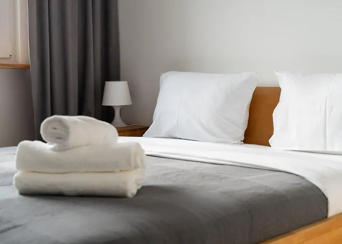 Pachonskiego Urban Chic By Bookinghost *